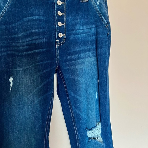 SOLD - Picture 2 of 5